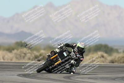 media/Jan-15-2026-Racers Edge (Thu) [[dfebeb70ab]]/2-A Group/Session 3 (Turn 16)/